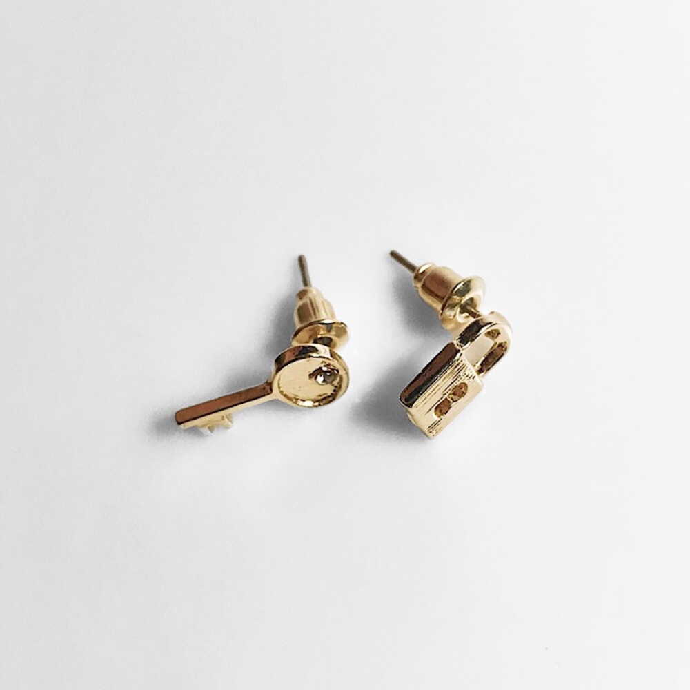 “Just A Secret” Lock Key Dainty Cute Stud Earring - Picture 1 of 8